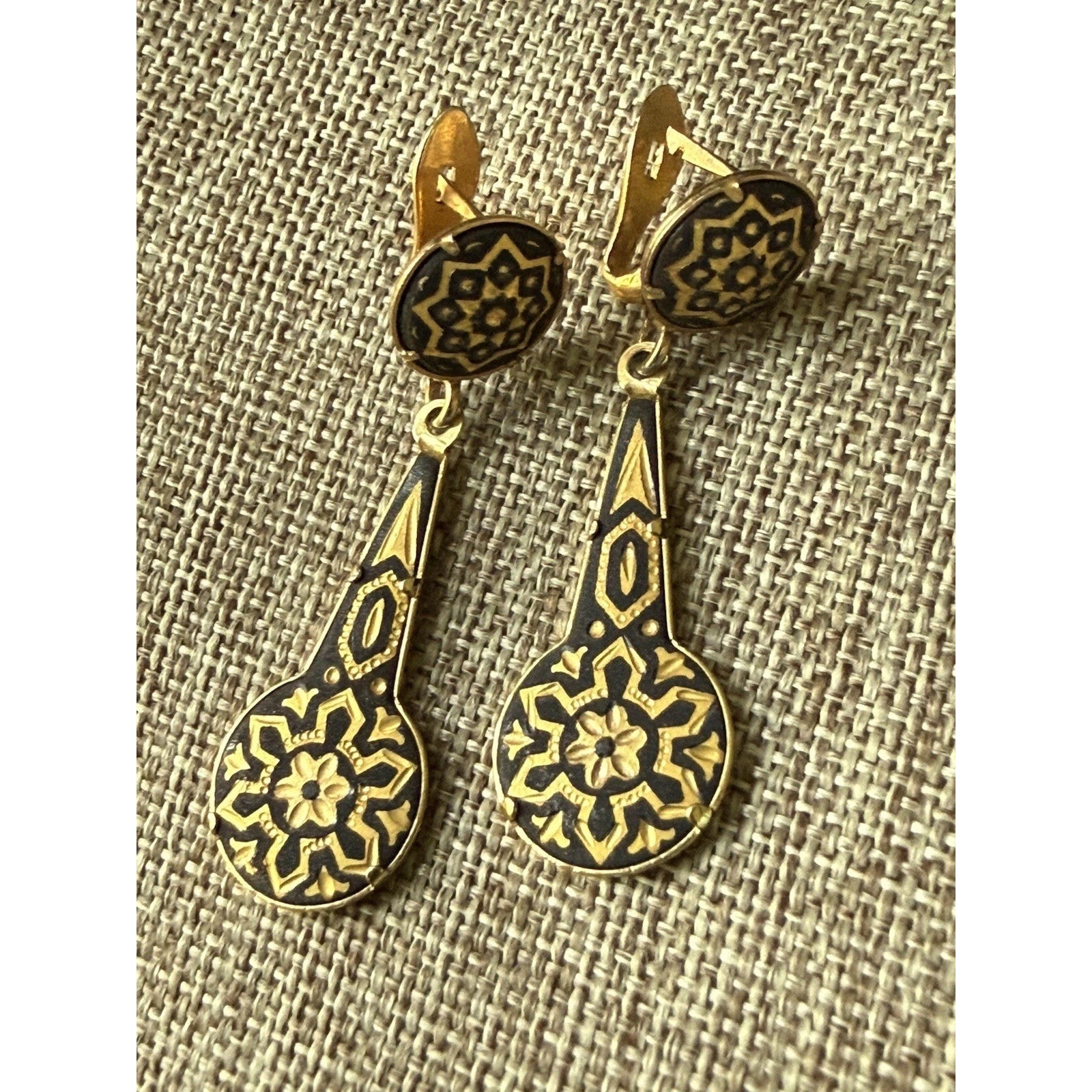 Vintage Damascene Dangle Drop Earrings Arabesque Geometric Gold Tone Pierced